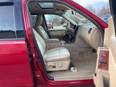 Used 2010 Ford Explorer Eddie Bauer image 12