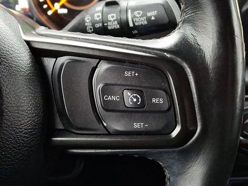 Used 2022 Jeep Wrangler Unlimited Sport image 24