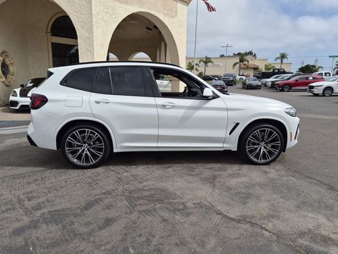 Used 2024 BMW X3 sDrive30i w/ Premium Package RWD image 4
