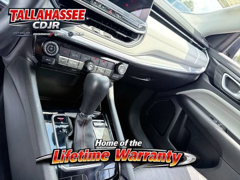 Used 2022 Jeep Compass Limited AWD/4WD image 20