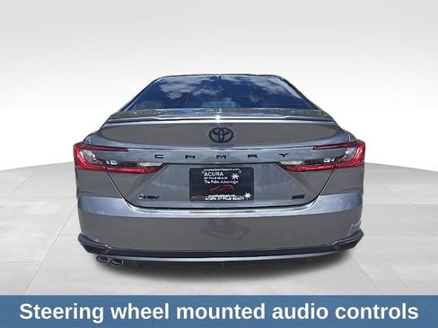 Used 2026 Toyota Camry SE FWD image 4