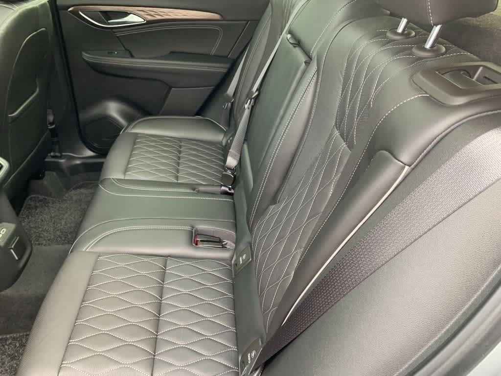 Certified 2023 Buick Envision Avenir AWD/4WD image 20