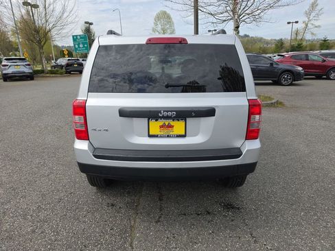 Used 2012 Jeep Patriot Sport image 5