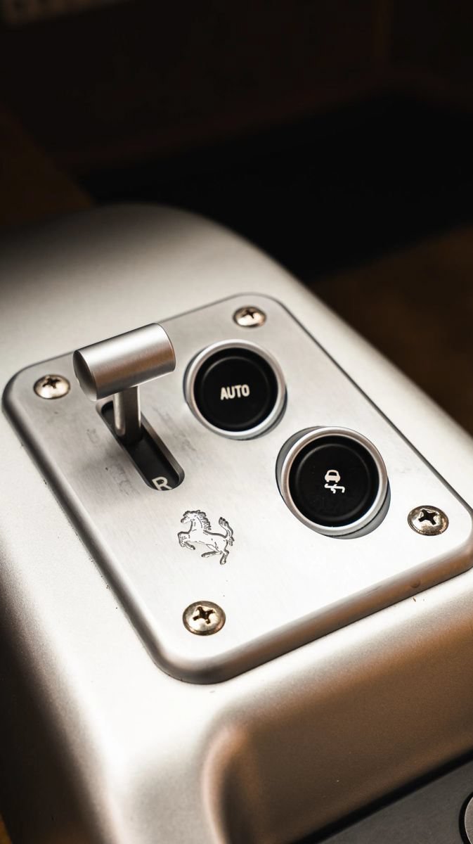 Used 2005 Ferrari 360 Spider RWD image 12