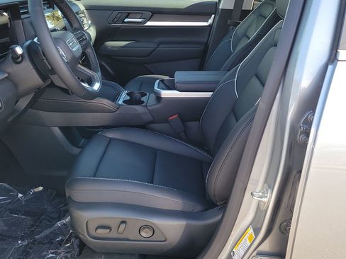 New 2026 GMC Terrain Denali AWD/4WD image 6