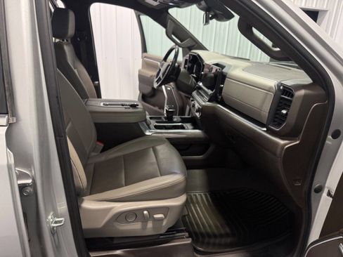 Used 2022 Chevrolet Silverado 1500 LTZ w/ LTZ Convenience Package II image 14