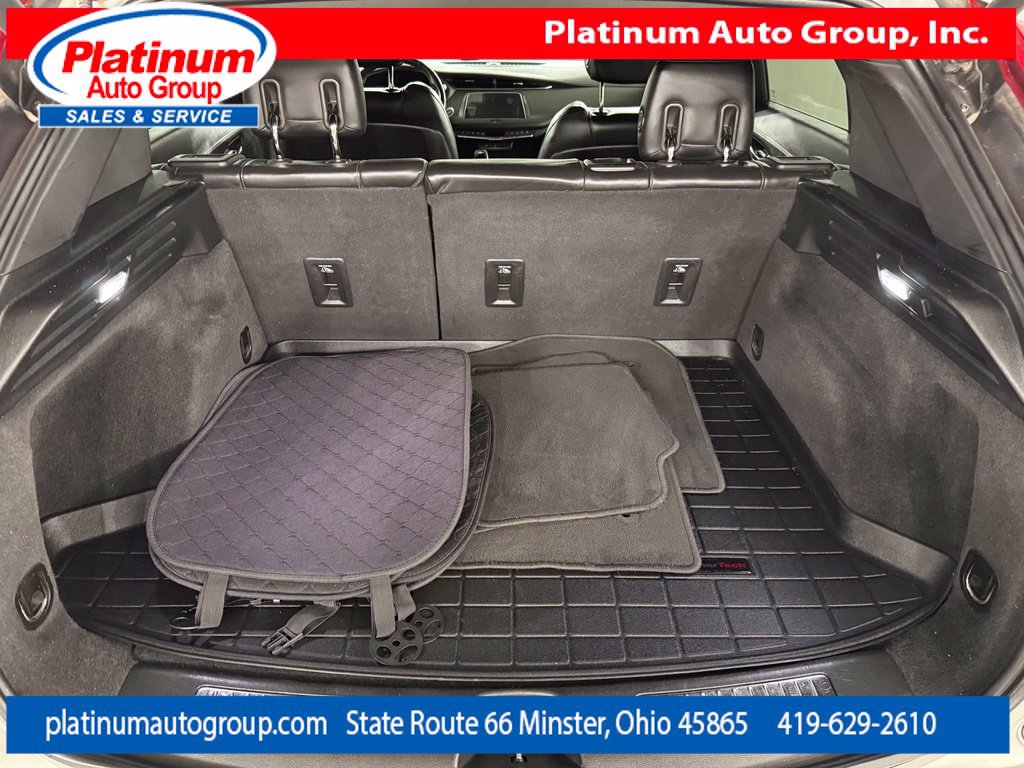 Used 2020 Cadillac XT4 Premium Luxury AWD/4WD image 34