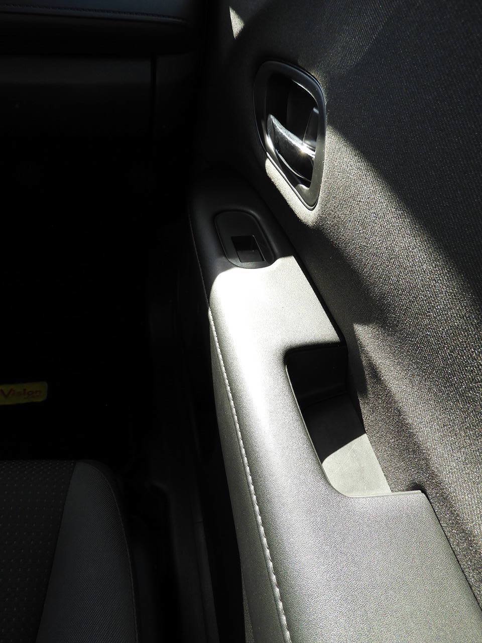 Used 2020 Honda HR-V LX image 41