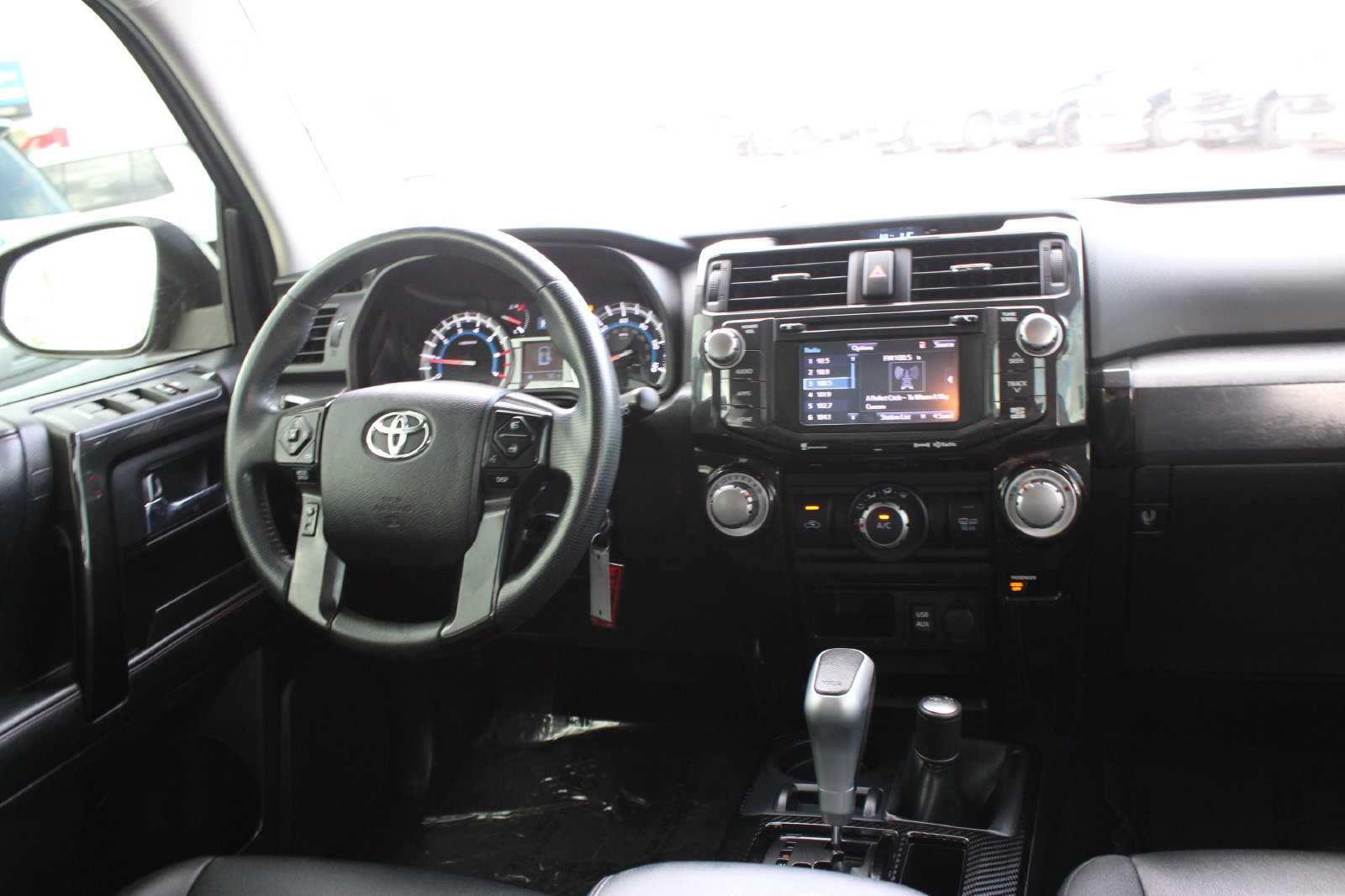 Used 2019 Toyota 4Runner TRD Off-Road Premium AWD/4WD image 29