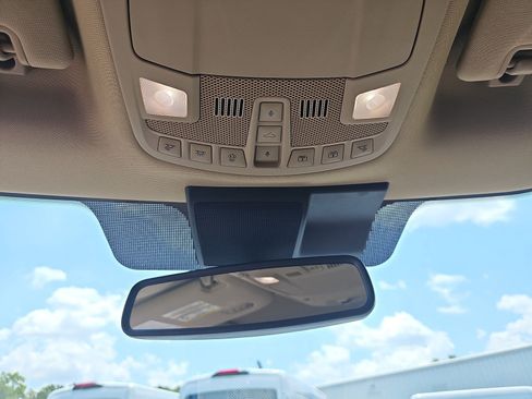 Used 2018 Ford F150 Lariat w/ Equipment Group 502A Luxury AWD/4WD image 31
