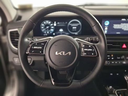 Used 2024 Kia Seltos SX AWD/4WD image 18