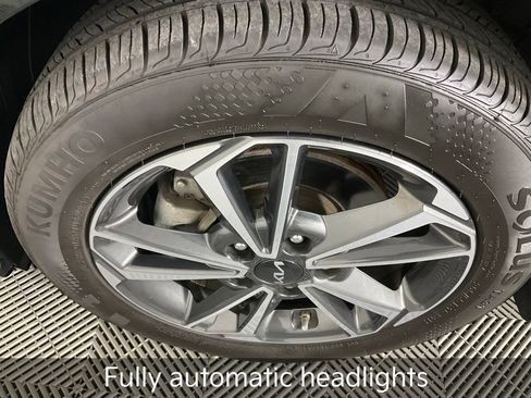 Certified 2023 Kia Forte LXS image 12