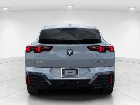 New 2026 BMW X2 xDrive28i w/ Technology Package AWD/4WD image 4