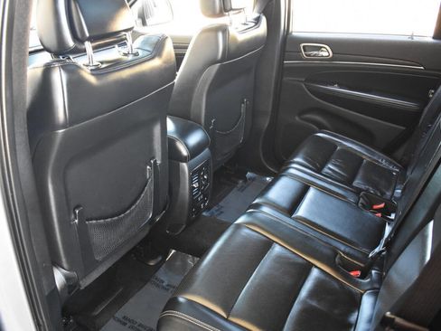 Used 2015 Jeep Grand Cherokee Limited w/ Luxury Group II AWD/4WD image 48