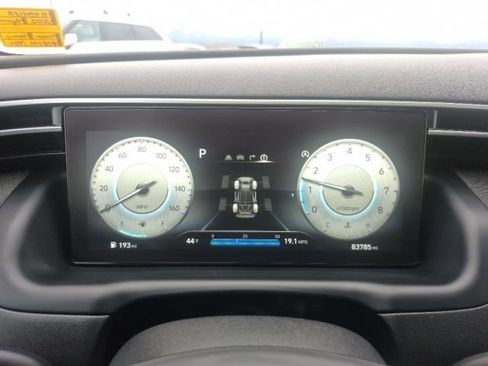 Used 2022 Hyundai Tucson Limited image 28