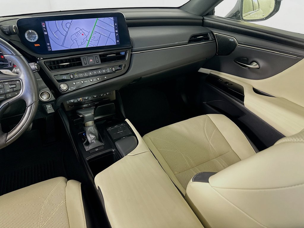 Used 2022 Lexus ES 350 Ultra Luxury w/ Accessory Package 2 FWD image 25