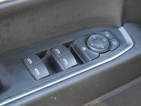 Used 2024 GMC Sierra 1500 Elevation image 17