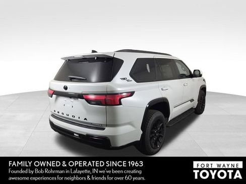 Used 2026 Toyota Sequoia Platinum w/ TRD Off-Road Package AWD/4WD image 6