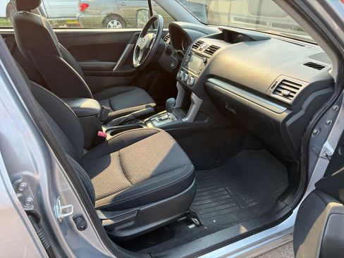 Used 2016 Subaru Forester 2.5i w/ Popular Package #2 AWD/4WD image 10
