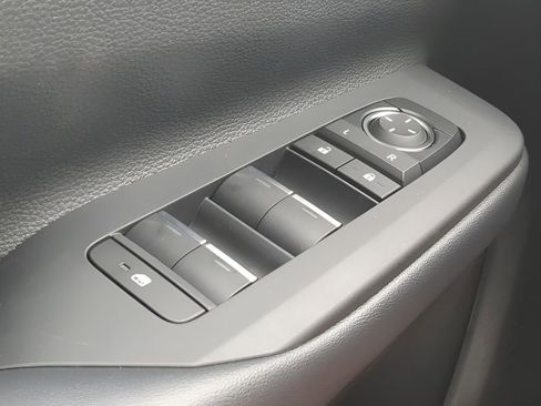 New 2026 Toyota Prius Plug-In Hybrid FWD image 33