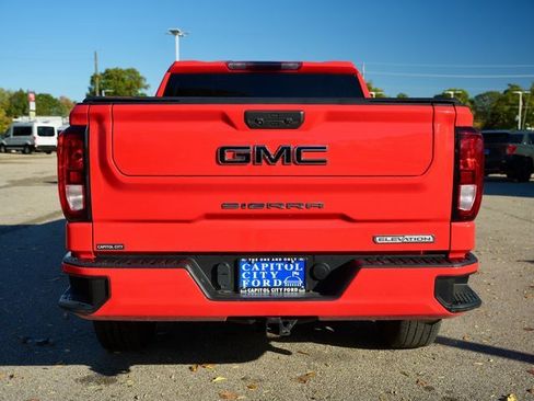 Used 2022 GMC Sierra 1500 Elevation w/ LPO, Elevation Black Package image 5