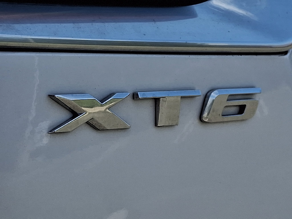 Used 2024 Cadillac XT6 Premium Luxury AWD/4WD image 31