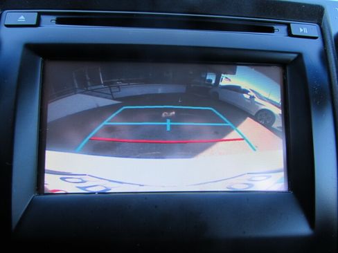 Used 2015 Toyota Camry SE FWD image 19