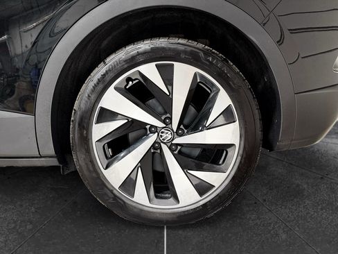 Used 2022 Volkswagen ID.4 Pro S w/ Gradient Package AWD/4WD image 31