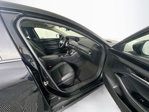 Used 2025 MAZDA MAZDA3 s FWD image 30
