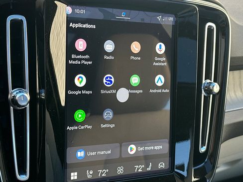 New 2026 Volvo XC40 B5 Plus w/ Protection Package Premier image 20