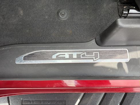 Used 2022 GMC Sierra 1500 AT4 AWD/4WD image 28