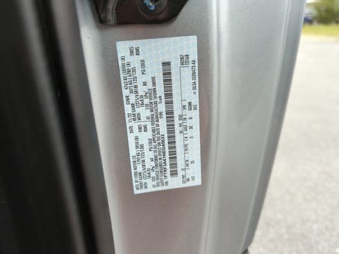 Certified 2022 Ford F350 XLT RWD image 32