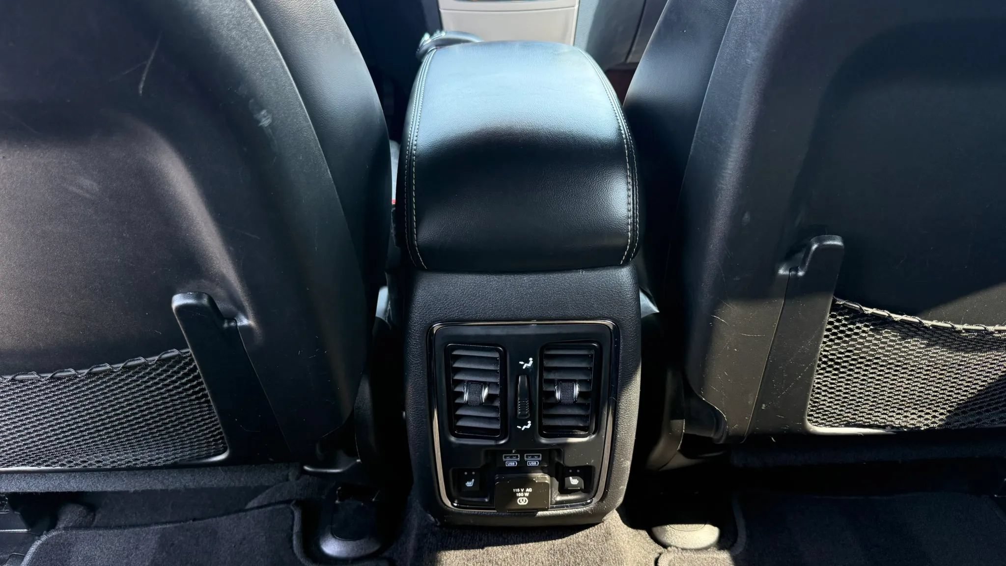 Used 2014 Jeep Grand Cherokee Limited AWD/4WD image 27