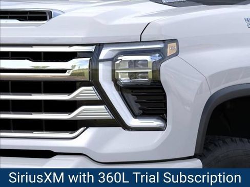 New 2026 Chevrolet Silverado 2500 High Country w/ High Country Premium Package AWD/4WD image 11