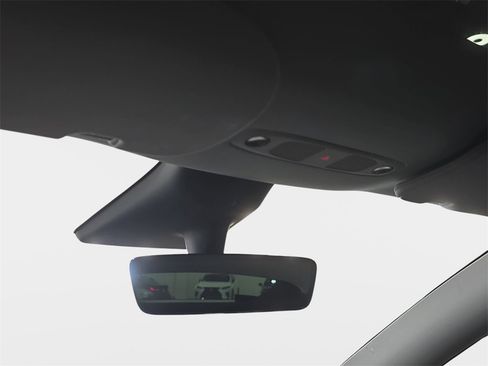 Used 2023 Tesla Model Y Long Range image 25