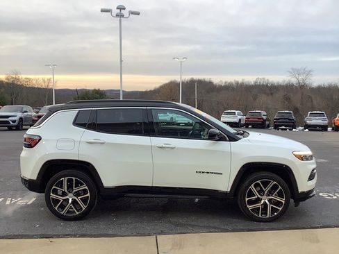 Certified 2024 Jeep Compass Limited w/ Elite Group image 5