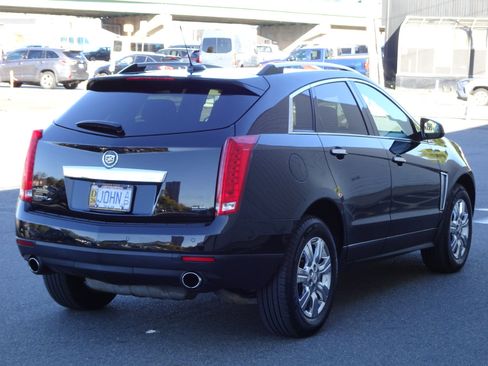 Used 2016 Cadillac SRX Luxury w/ Driver Awareness Package image 7
