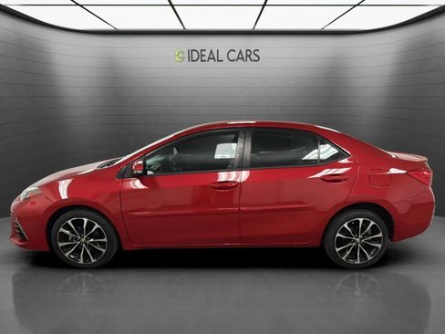 Used 2017 Toyota Corolla SE w/ Body Protection Package FWD image 8