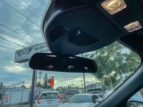 Used 2025 Ford Escape ST-Line image 30