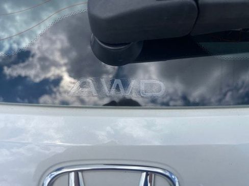 Used 2024 Honda HR-V LX image 13