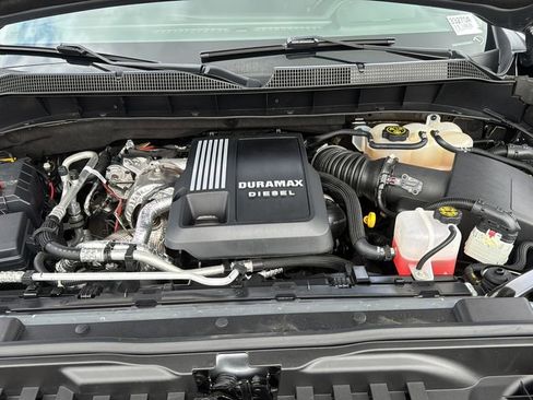 Used 2024 Chevrolet Silverado 1500 RST AWD/4WD image 21