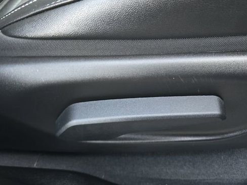 Used 2024 Jeep Grand Cherokee L Altitude image 23