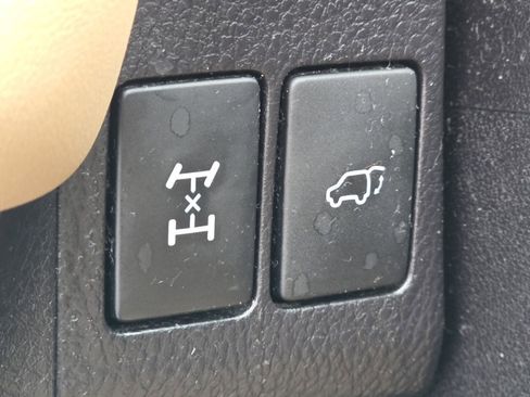 Used 2017 Toyota RAV4 Limited w/ Advanced Technology Package image 14