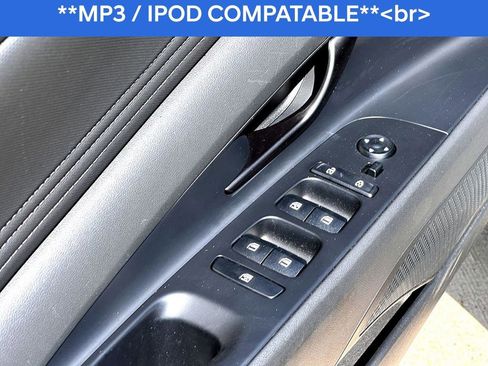 Used 2025 Hyundai Elantra Sport image 14