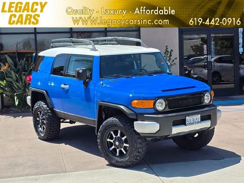 Used 2007 Toyota FJ Cruiser 4WD image 1