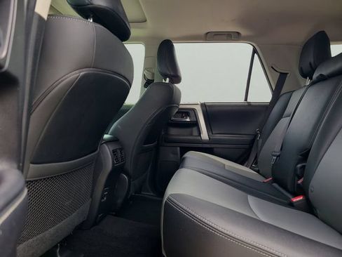 Used 2019 Toyota 4Runner SR5 Premium AWD/4WD image 11