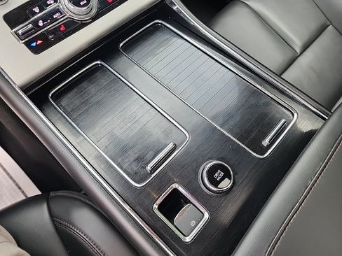 Used 2022 Lincoln Aviator AWD w/ Premium Package image 20