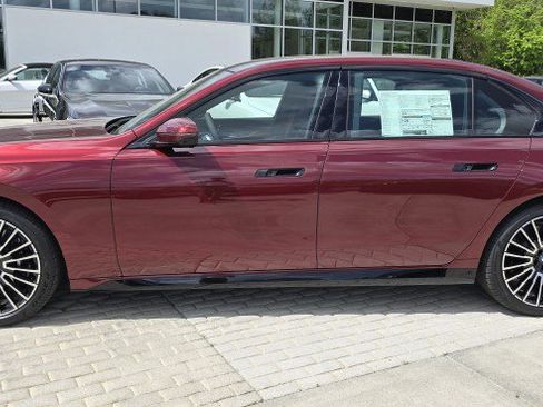 New 2026 BMW 740i w/ Executive Package RWD image 8