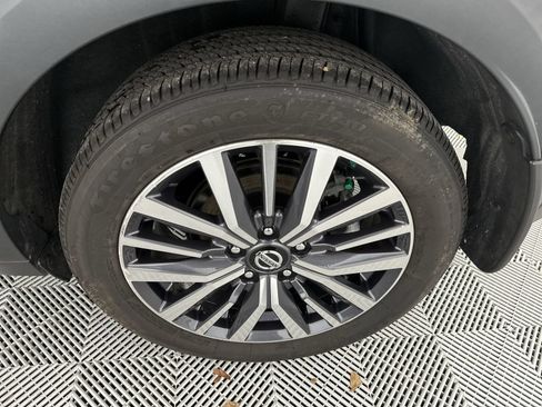 Used 2021 Nissan Kicks SV FWD image 10