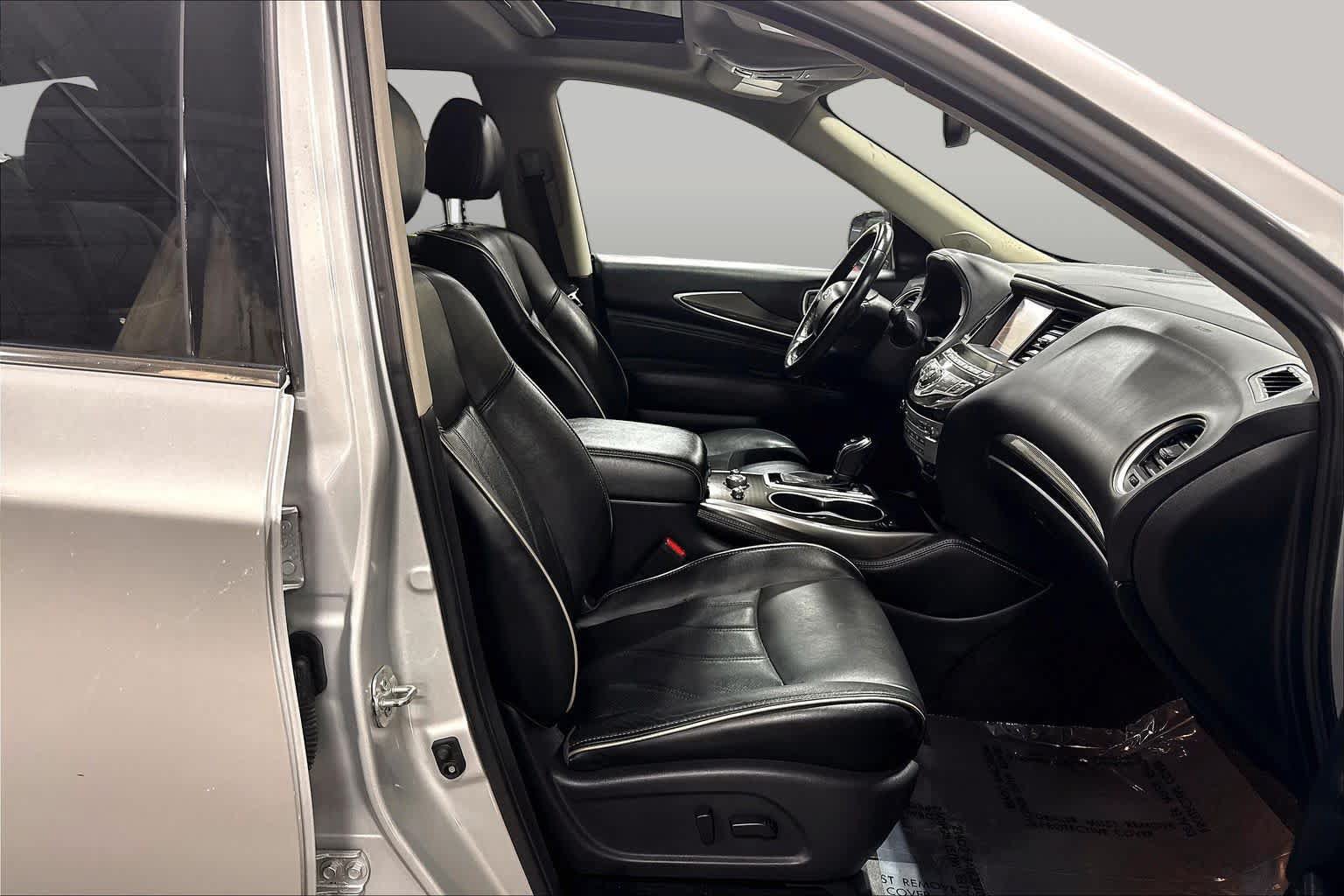 Used 2020 INFINITI QX60 Luxe w/ Essential Package AWD/4WD image 9